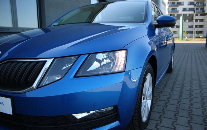 Skoda Octavia cena 49900 przebieg: 161819, rok produkcji 2019 z Drzewica małe 436